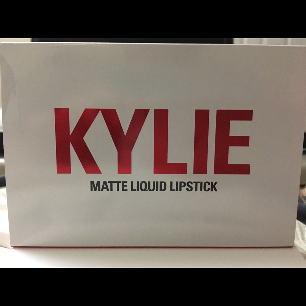 Kylie Cosmetics Valentine Mini Matte Lipsticks
